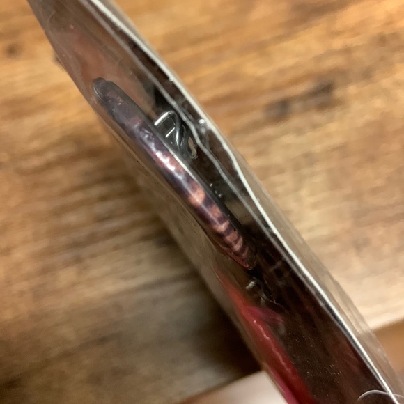 Brand New in Packaging L.A.M.B. For LeSportSac By Gwen Stefani Pins - Picture 4 of 4